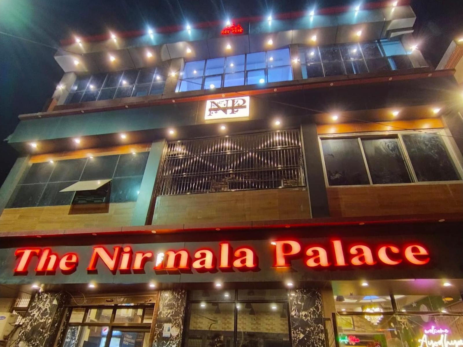 מלון Ayodhya The Nirmala Palace מראה חיצוני תמונה